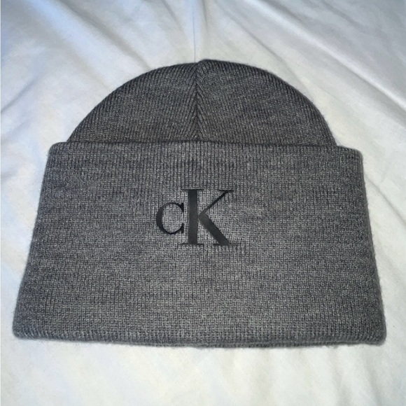 Calvin Klein Men’s Grey Beanie - Picture 1 of 7